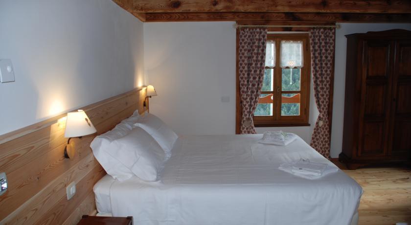 Casa Walser Otel Riva Valdobbia Oda fotoğraf
